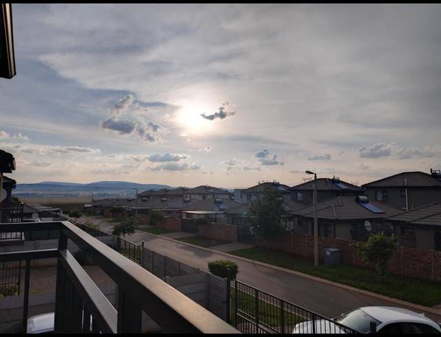 4 BEDROOM DUPLEX FOR SALE IN ALBERTSDAL